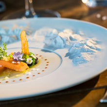 Lade das Bild in den Galerie-Viewer, Berge - Porzellan Teller