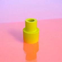 Lade das Bild in den Galerie-Viewer, Kerzenhalter Dipper Tube in knalligen Farben - Pinkstories