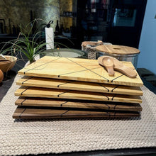 Lade das Bild in den Galerie-Viewer, Serviertablett und Schneidebrett - von SEEHOLZ Plan+Werk