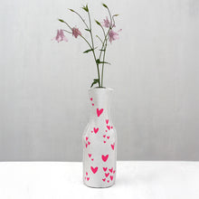 Lade das Bild in den Galerie-Viewer, Flaschenhussen - ein Flaschenkleid von Frohstoff