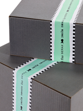 Lade das Bild in den Galerie-Viewer, Fish & Fish - transparente Gläser von Paola Navone