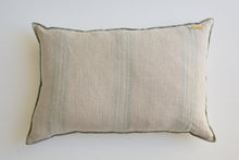 Lade das Bild in den Galerie-Viewer, Kissenhüllen aus Leinen natur-grün - Peter Dahlenburg