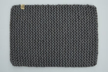 Lade das Bild in den Galerie-Viewer, Platzset gestrickt - von Peter Dahlenburg