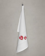 Lade das Bild in den Galerie-Viewer, Geschirrtuch 2 Herzen Edelweiß - Vista Portuguese