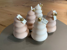 Lade das Bild in den Galerie-Viewer, Kerze Tannenbaum