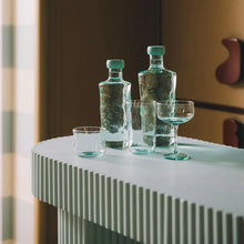 Lade das Bild in den Galerie-Viewer, Paveau Swirl Amalfi Wasserkaraffe