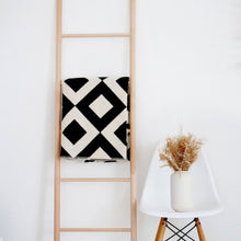 Lade das Bild in den Galerie-Viewer, Kuscheldecke Lasse aus 100% Bio-Baumwolle von RIEMA