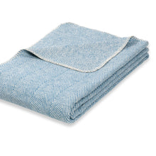 Lade das Bild in den Galerie-Viewer, Kuscheldecke Finn aus 100% Bio-Baumwolle von RIEMA