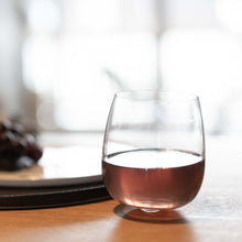 Lade das Bild in den Galerie-Viewer, Gläser, Tanz der Gläser - mundgeblasen aus dem Schwarzwald