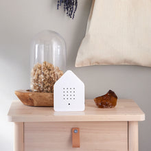 Lade das Bild in den Galerie-Viewer, Relaxound Zwitscherbox white - Erfischend wie ein Waldspaziergang