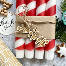 Lade das Bild in den Galerie-Viewer, Dip Dye Kerzen Swirl | Zuckerstange Weihnachten rot | 4er Set