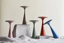 Lade das Bild in den Galerie-Viewer, dimmbare UFO-Tischleuchte in verschiedenen Farben - chic mic