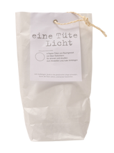 Lade das Bild in den Galerie-Viewer, Tüten voller Licht