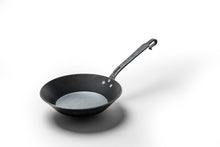 Lade das Bild in den Galerie-Viewer, Gusseisen Pfanne mit Hakenstiel - Messerwerk