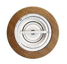 Lade das Bild in den Galerie-Viewer, Salz oder Pfeffermühle - aus Eiche von Raumgestalt