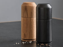 Lade das Bild in den Galerie-Viewer, Salz & Pfeffermühle - Crush me