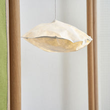 Lade das Bild in den Galerie-Viewer, Wolkenleuchte