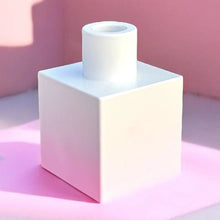 Lade das Bild in den Galerie-Viewer, Kerzenhalter Würfel "Dipper-Cube"

