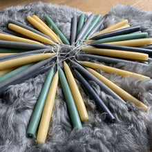 Lade das Bild in den Galerie-Viewer, Stabkerzen von Trevoly

