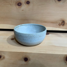 Lade das Bild in den Galerie-Viewer, Schale für Bowls von Simone Loy
