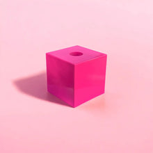 Lade das Bild in den Galerie-Viewer, Kerzenhalter Flipper Cube - Pinkstories

