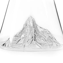 Lade das Bild in den Galerie-Viewer, Berge Karaffe Matterhorn - topographische Wasserkaraffe
