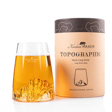 Lade das Bild in den Galerie-Viewer, Berge Longdrink Glas - in topographischem Design
