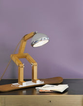 Lade das Bild in den Galerie-Viewer, Mr. Wattson® - Design LED Tischlampe
