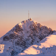 Lade das Bild in den Galerie-Viewer, Berge Shooters - Schnapsgläser im topographischem Design
