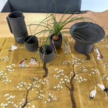 Lade das Bild in den Galerie-Viewer, UKIYO Leinen-Tischwäsche mit japanischem Design - The Napking
