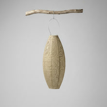 Lade das Bild in den Galerie-Viewer, Lampion Paisley Lang Oval – 20 cm – Gold
