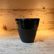 Lade das Bild in den Galerie-Viewer, Kaffee &amp; Espresso - Keramikecher aus dem Chiemgau
