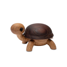 Lade das Bild in den Galerie-Viewer, Süße Deko Schildkröte aus Holz
